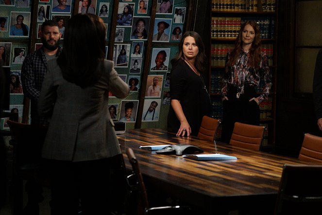 Scandal - Lost Girls - Photos - Guillermo Díaz, Katie Lowes, Darby Stanchfield