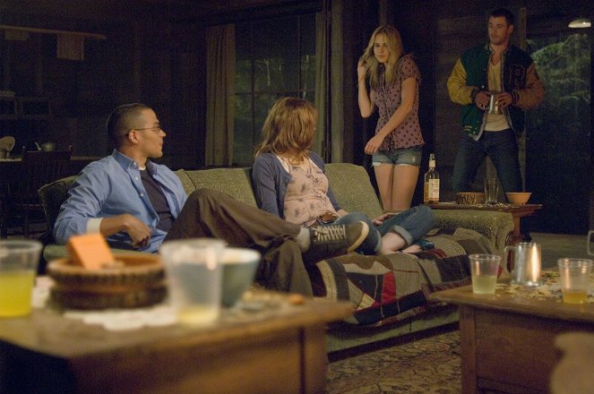 The Cabin in the Woods - Photos - Jesse Williams, Anna Hutchison, Chris Hemsworth