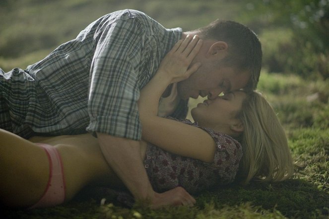 The Cabin in the Woods - Photos - Anna Hutchison, Chris Hemsworth