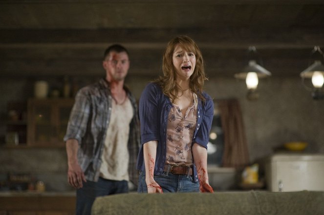 The Cabin in the Woods - Photos - Chris Hemsworth, Kristen Connolly