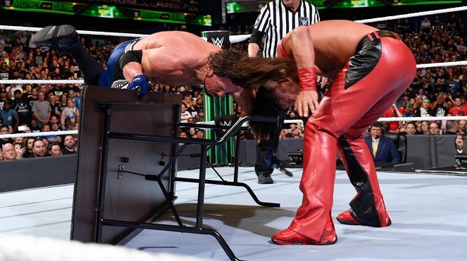 WWE Money in the Bank - Van film - Allen Jones, Shinsuke Nakamura