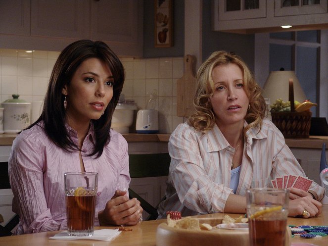Desperate Housewives - The Ladies Who Lunch - Photos - Eva Longoria, Felicity Huffman