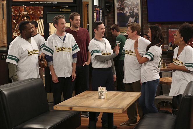The Odd Couple - The Unger Games - Kuvat elokuvasta - Wendell Pierce, Matthew Perry, Thomas Lennon, Dave Foley, Angelique Cabral, Yvette Nicole Brown