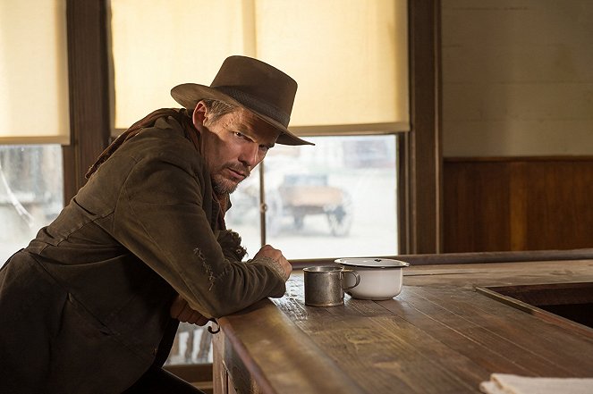 In a Valley of Violence - Photos - Ethan Hawke