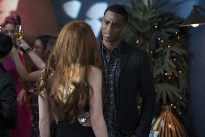 Famous in Love - The Good, the Bad and the Crazy - Do filme