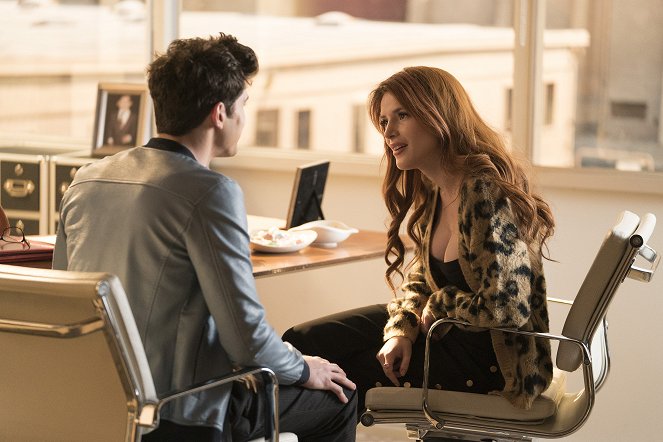 Famous in Love - Season 2 - The Good, the Bad and the Crazy - Photos - Bella Thorne