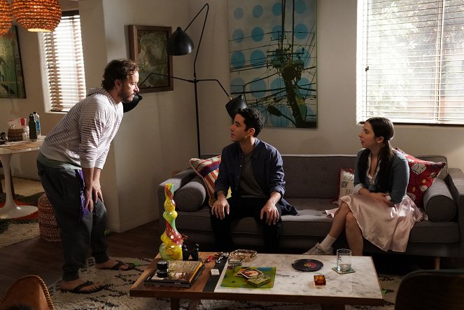 Alone Together - Season 1 - Property Management - Z filmu - Pauly Shore, Benji Aflalo, Esther Povitsky