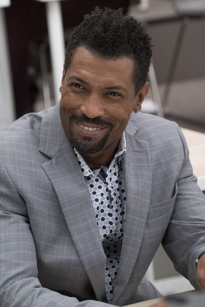 Grown-ish - Back & Forth - Photos - Deon Cole