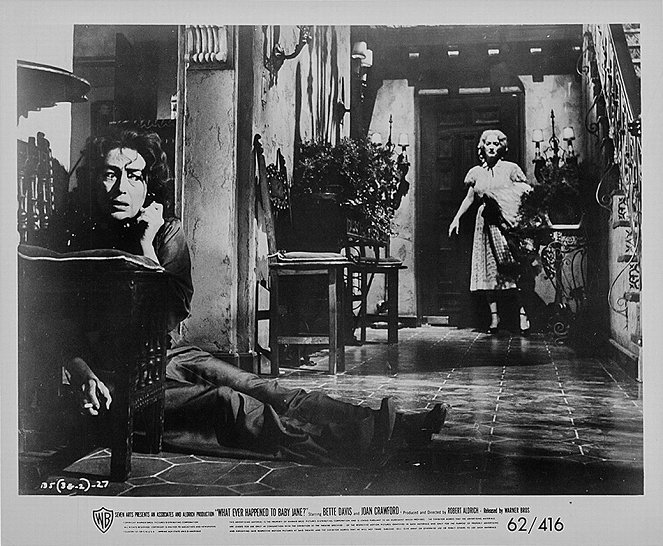 What Ever Happened to Baby Jane? - Lobby Cards - Joan Crawford, Bette Davis