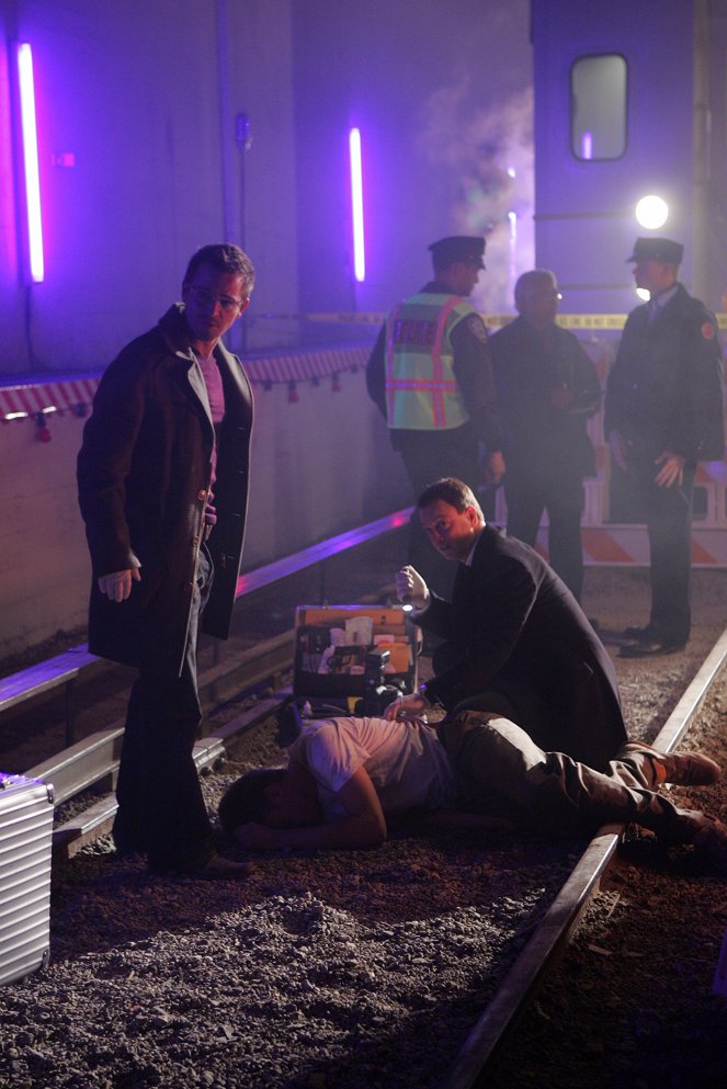 CSI: Kryminalne zagadki Nowego Jorku - Season 2 - Ryzyko - Z filmu - Carmine Giovinazzo, Gary Sinise