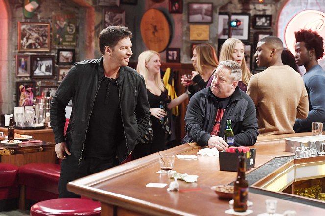 Kevin Can Wait - Season 1 - Kenny Can Wait - Filmfotos - Harry Connick, Jr., Gary Valentine