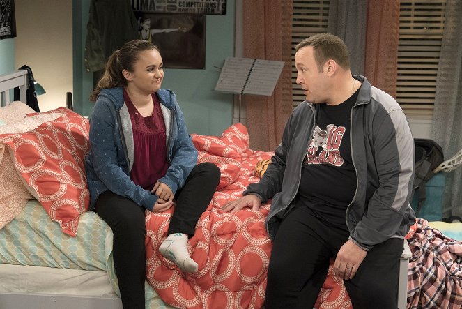 Kevin Can Wait - Kevin Goes Nuts - Z filmu - Mary-Charles Jones, Kevin James