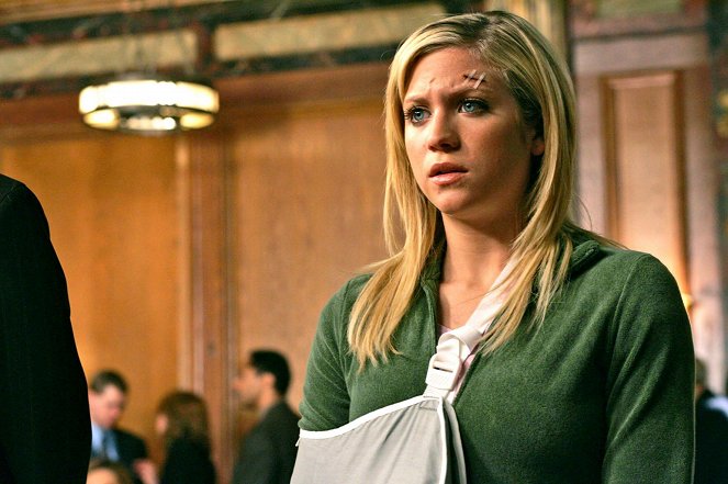 Law & Order: Special Victims Unit - Influence - Van film - Brittany Snow