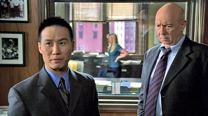 Law & Order: Special Victims Unit - Season 7 - Influence - Photos - BD Wong, Dann Florek