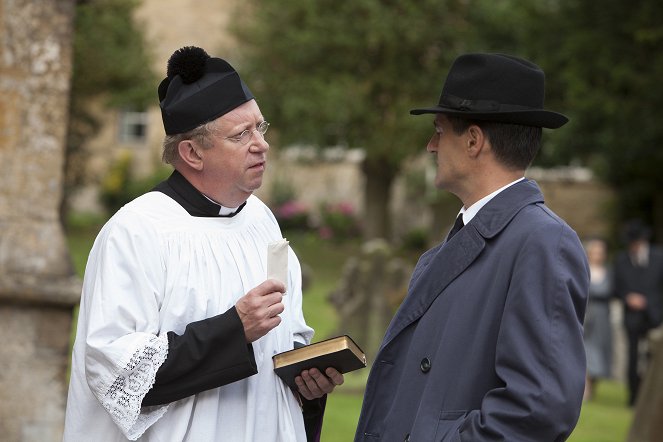 Father Brown - The Grim Reaper - Photos - Mark Williams, Tom Chambers