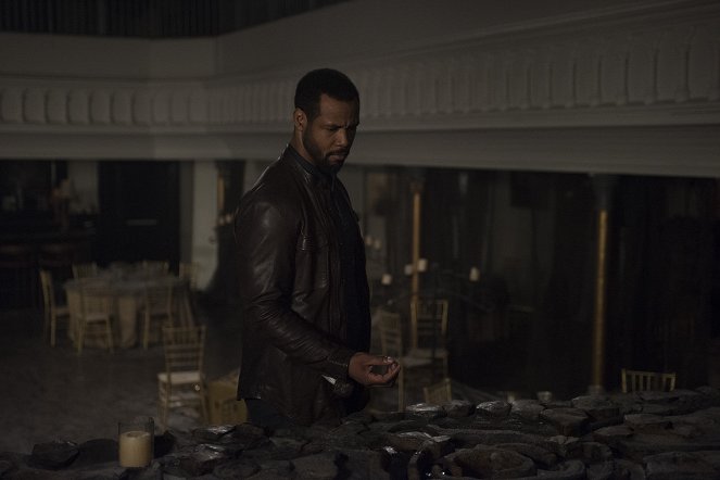 Shadowhunters: The Mortal Instruments - Salt in the Wound - Photos - Isaiah Mustafa