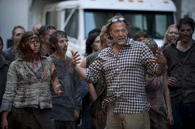 Walking Dead - Season 2 - Metsän siimeksessä - Kuvat kuvauksista - Greg Nicotero