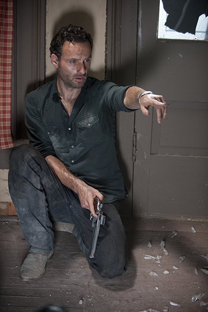 The Walking Dead - Ujj a ravaszon - Filmfotók - Andrew Lincoln