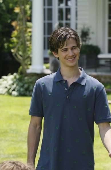 Gossip Girl - Summer, Kind of Wonderful - Photos - Connor Paolo