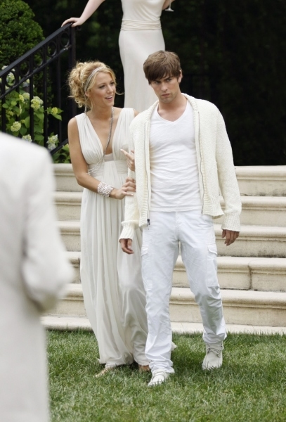 Gossip Girl - Summer, Kind of Wonderful - Photos - Blake Lively, Chace Crawford