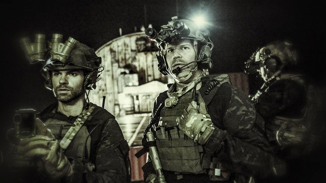 SEAL Team - Tip of the Spear - Photos - Daniel Gillies, David Boreanaz