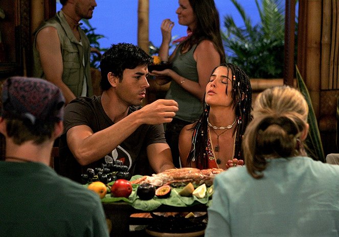 How I Met Your Mother - Wir sind nicht von hier - Filmfotos - Enrique Iglesias, Cobie Smulders