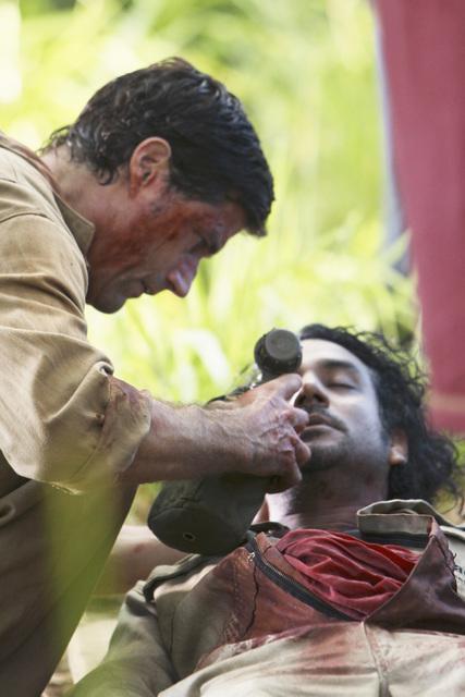 Lost - Season 6 - Lentokenttä - Kuvat elokuvasta - Matthew Fox, Naveen Andrews