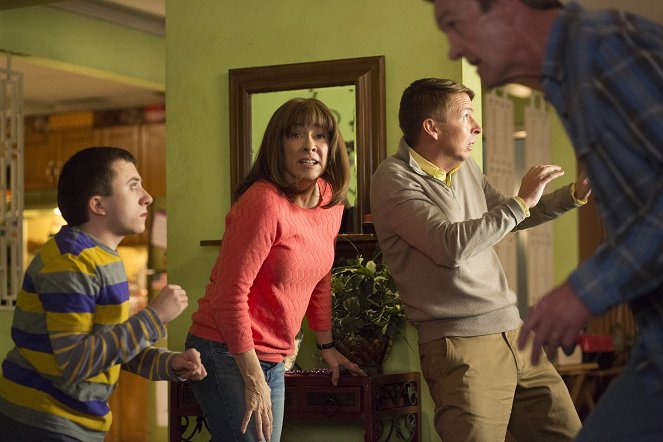 The Middle - Bat Out of Heck - Van film - Atticus Shaffer, Patricia Heaton, Jack McBrayer