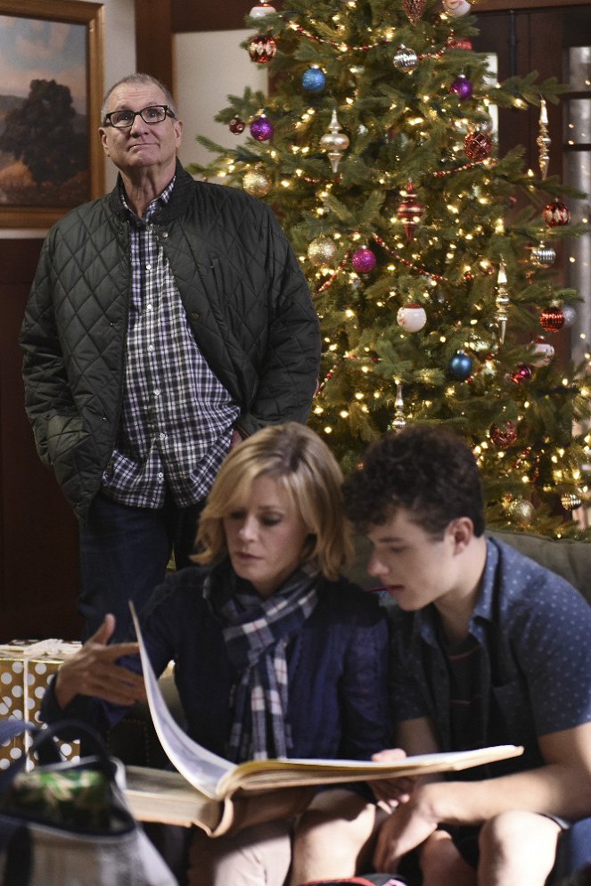 Moderná rodina - Season 7 - Bílé Vánoce - Z filmu - Ed O'Neill
