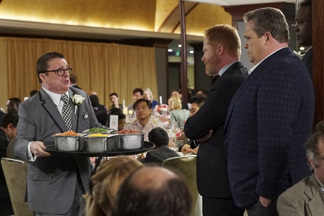 Modern Family - I Don't Know How She Does It - Photos