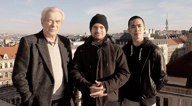 Na střeše - Dreharbeiten - Alois Švehlík, Jiří Mádl, Lukáš Duy Anh Tran