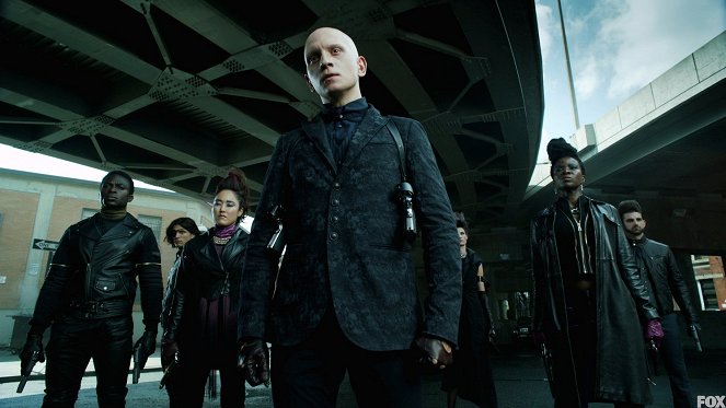 Gotham - Mommy's Little Monster - Photos - Anthony Carrigan