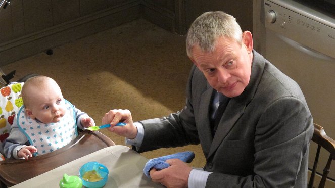 Doc Martin - Guess Who's Coming to Dinner - Photos - Martin Clunes