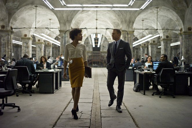 007: Skyfall - Do filme - Naomie Harris, Daniel Craig
