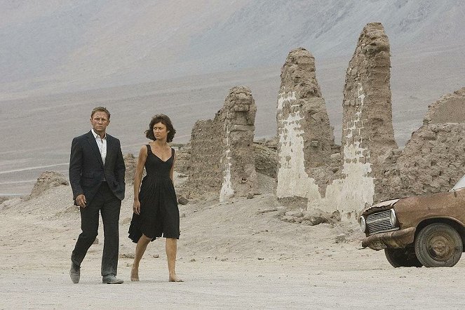 007 - Quantum of Solace - Do filme - Daniel Craig, Ольга Куриленко