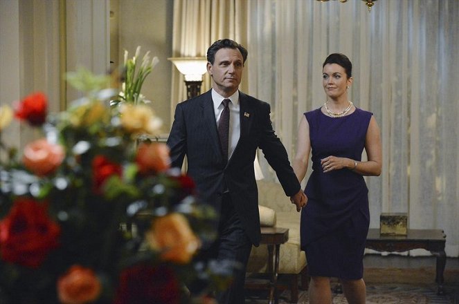 Scandal - Everything's Coming Up Mellie - Photos - Tony Goldwyn, Bellamy Young