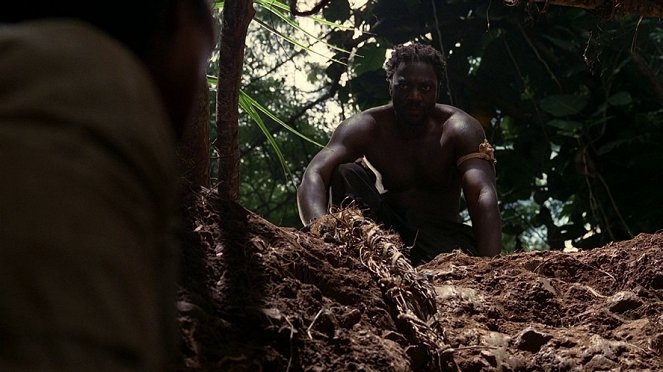 Lost - Eltűntek - Mindenki rühelli Hugót - Filmfotók - Adewale Akinnuoye-Agbaje