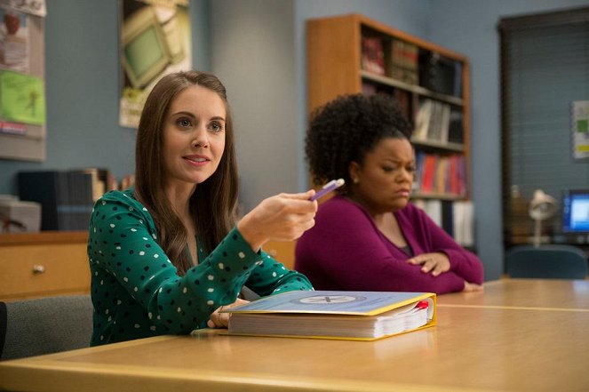 Community - VCR Maintenance and Educational Publishing - Photos - Alison Brie, Yvette Nicole Brown