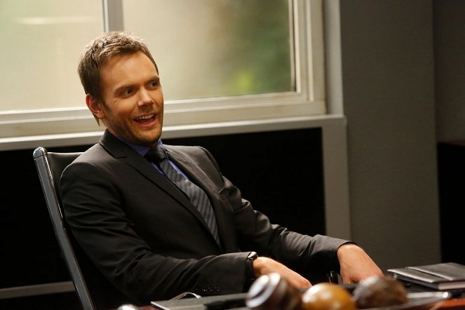 Community - Advanced Introduction to Finality - Photos - Joel McHale