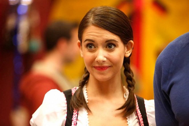 Community - Válka o studovnu - Z filmu - Alison Brie