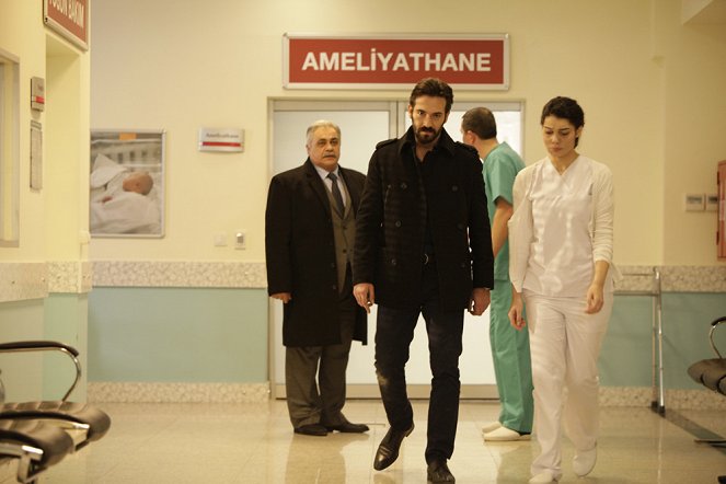 Bedel - Episode 6 - De la película - Osman Alkaş, Berk Erçer