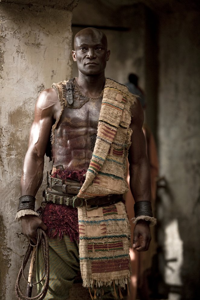 Spartacus - Blood and Sand - Znak braterstwa - Z filmu - Peter Mensah