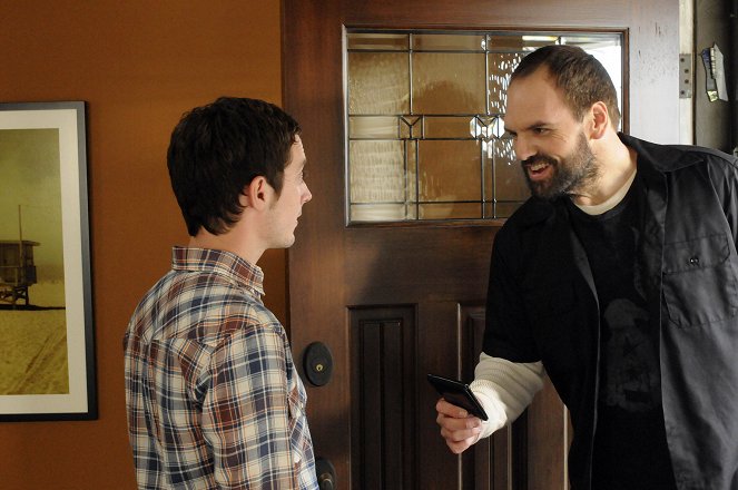 Wilfred - Fear - Photos - Ethan Suplee