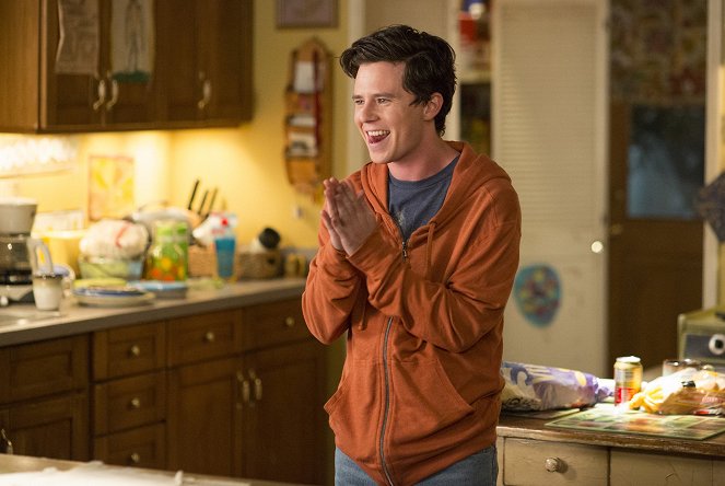 The Middle - A Heck of a Ride (2) - Van film - Charlie McDermott