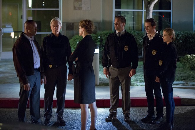 NCIS : Enquêtes spéciales - Un partenaire particulier - Film - Rocky Carroll, Mark Harmon, Michael Weatherly, Sean Murray, Emily Wickersham