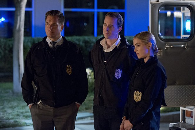 NCIS: Naval Criminal Investigative Service - Season 13 - Double Trouble - Photos - Michael Weatherly, Sean Murray, Emily Wickersham