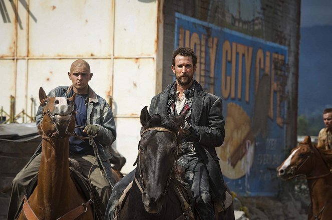 Falling Skies - Season 3 - Auf dünnem Eis - Filmfotos - Noah Wyle