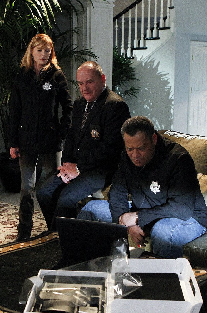 CSI: Crime Scene Investigation - Season 11 - Father of the Bride - Photos - Marg Helgenberger, Paul Guilfoyle, Laurence Fishburne