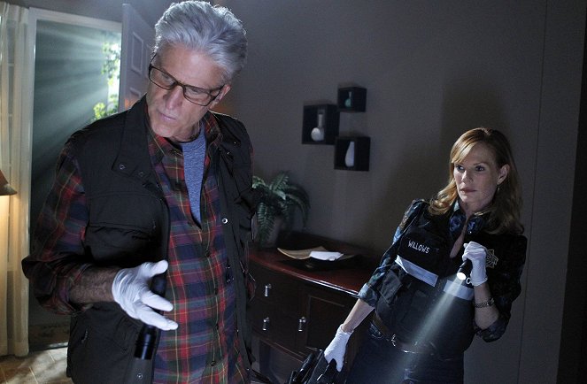 CSI: Crime Scene Investigation - Season 12 - Tell-Tale Hearts - Kuvat elokuvasta - Ted Danson, Marg Helgenberger
