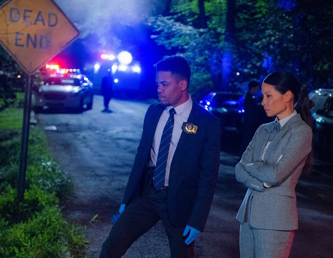 Elementary - An Infinite Capacity for Taking Pains - Photos - Jon Michael Hill, Lucy Liu